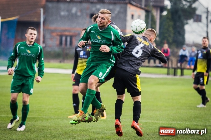 Zdjęcie w galerii na portalu naszraciborz.pl: Pewna wygrana Krzyżanowic w starciu ze Skrzyszowem wiadomości z regionu