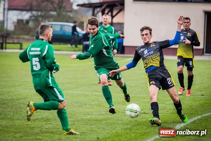 Zdjęcie w galerii na portalu naszraciborz.pl: Pewna wygrana Krzyżanowic w starciu ze Skrzyszowem wiadomości z regionu