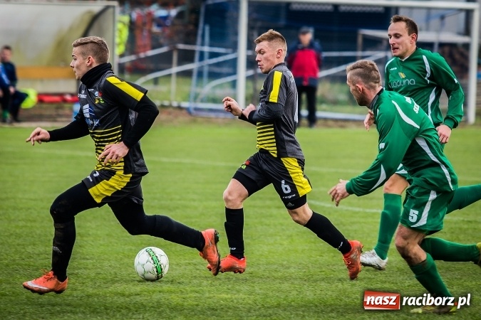 Zdjęcie w galerii na portalu naszraciborz.pl: Pewna wygrana Krzyżanowic w starciu ze Skrzyszowem wiadomości z regionu