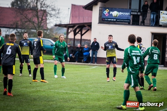 Zdjęcie w galerii na portalu naszraciborz.pl: Pewna wygrana Krzyżanowic w starciu ze Skrzyszowem wiadomości z regionu