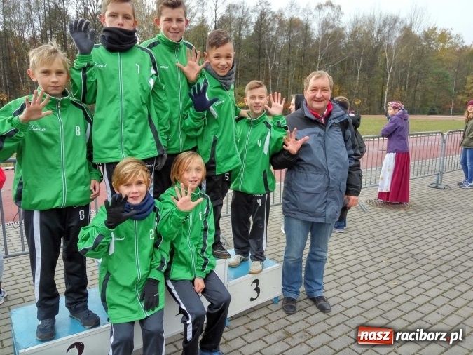 Zdjęcie w galerii na portalu naszraciborz.pl: Wojewódzki finał biegów sztafetowych. Dobre starty raciborzan  wiadomości z regionu
