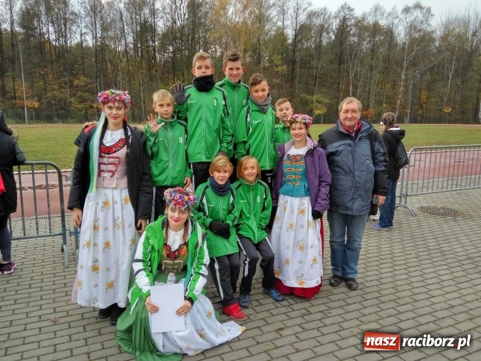 Zdjęcie w galerii na portalu naszraciborz.pl: Wojewódzki finał biegów sztafetowych. Dobre starty raciborzan  wiadomości z regionu