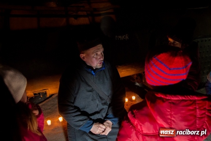 Zdjęcie w galerii na portalu naszraciborz.pl: Upiory i dusze umęczone, czyli spotkanie z duchami na stacji w Rudach  wiadomości z regionu