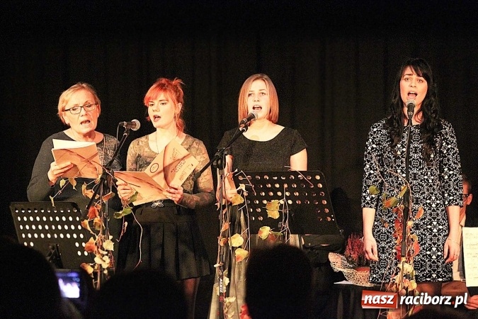 Zdjęcie w galerii na portalu naszraciborz.pl: Zaduszki poetyckie z Atlantydą  wiadomości z regionu