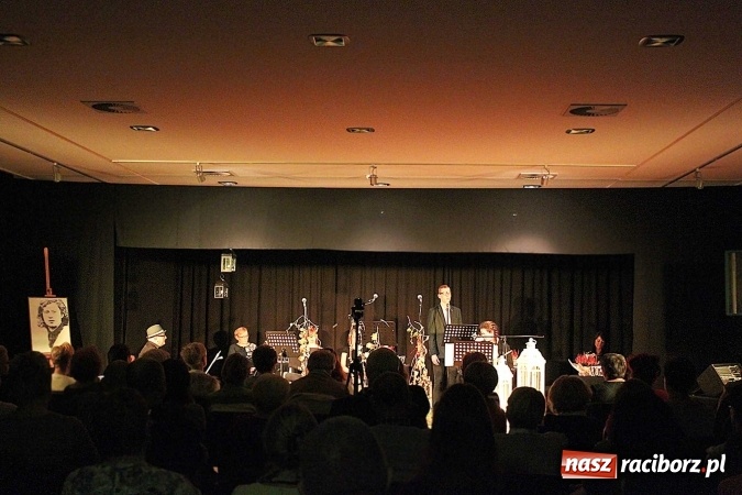 Zdjęcie w galerii na portalu naszraciborz.pl: Zaduszki poetyckie z Atlantydą  wiadomości z regionu