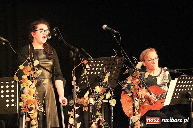 Zdjęcie w galerii na portalu naszraciborz.pl: Zaduszki poetyckie z Atlantydą  wiadomości z regionu