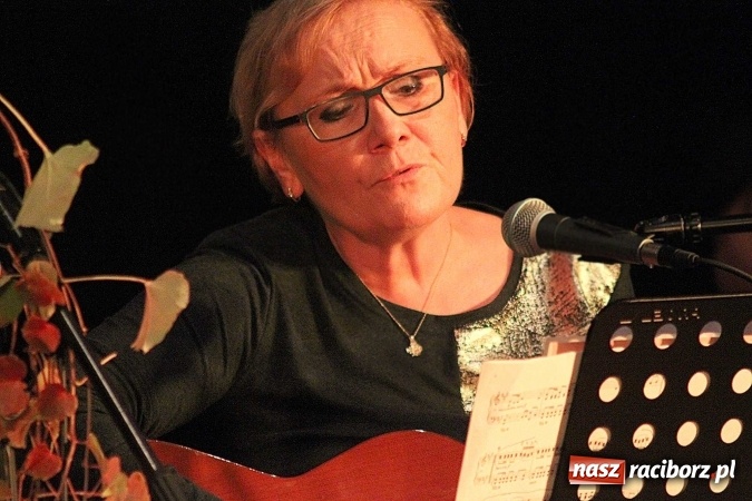 Zdjęcie w galerii na portalu naszraciborz.pl: Zaduszki poetyckie z Atlantydą  wiadomości z regionu