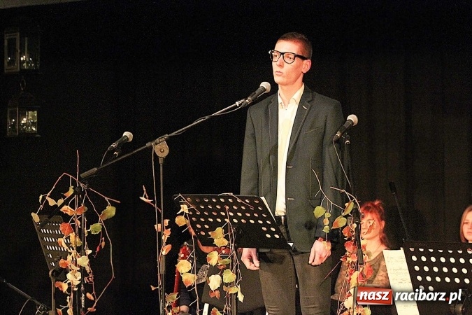 Zdjęcie w galerii na portalu naszraciborz.pl: Zaduszki poetyckie z Atlantydą  wiadomości z regionu