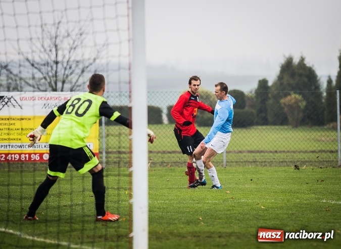 Zdjęcie w galerii na portalu naszraciborz.pl: LKS Pawłów zmiażdżył rezerwy Naprzodu wiadomości z regionu