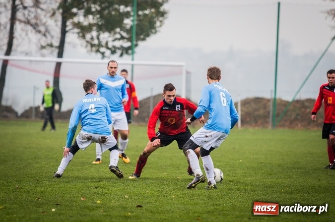 Zdjęcie w galerii na portalu naszraciborz.pl: LKS Pawłów zmiażdżył rezerwy Naprzodu wiadomości z regionu