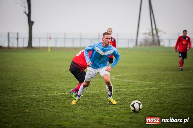 Zdjęcie w galerii na portalu naszraciborz.pl: LKS Pawłów zmiażdżył rezerwy Naprzodu wiadomości z regionu