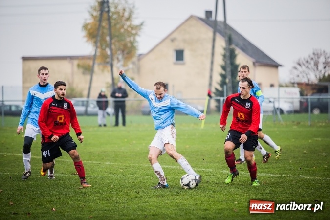 Zdjęcie w galerii na portalu naszraciborz.pl: LKS Pawłów zmiażdżył rezerwy Naprzodu wiadomości z regionu
