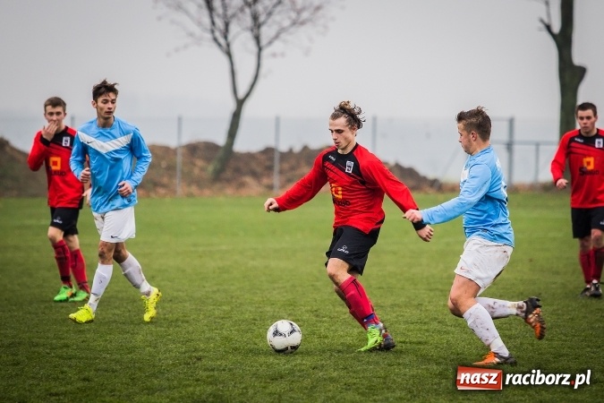 Zdjęcie w galerii na portalu naszraciborz.pl: LKS Pawłów zmiażdżył rezerwy Naprzodu wiadomości z regionu