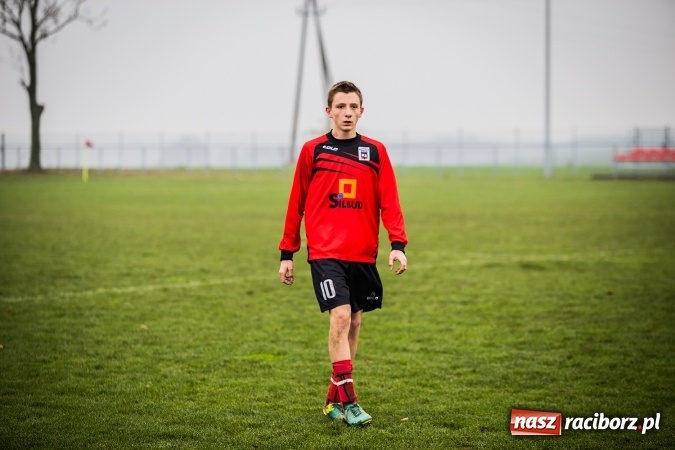 Zdjęcie w galerii na portalu naszraciborz.pl: LKS Pawłów zmiażdżył rezerwy Naprzodu wiadomości z regionu