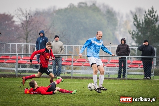 Zdjęcie w galerii na portalu naszraciborz.pl: LKS Pawłów zmiażdżył rezerwy Naprzodu wiadomości z regionu