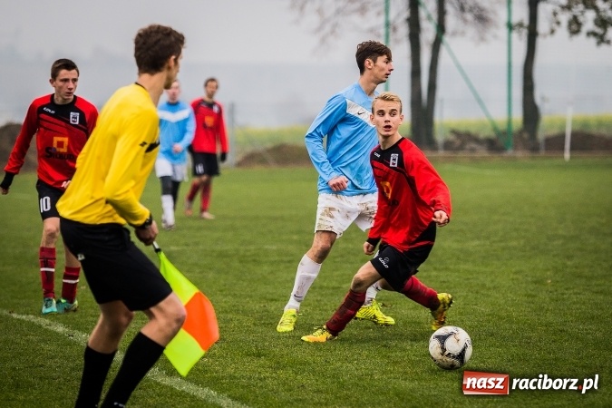 Zdjęcie w galerii na portalu naszraciborz.pl: LKS Pawłów zmiażdżył rezerwy Naprzodu wiadomości z regionu