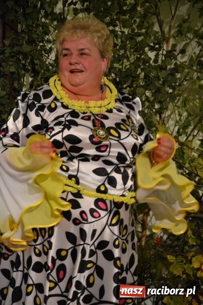 Zdjęcie w galerii na portalu naszraciborz.pl: Graj piękny Cyganie - program rozrywkowy na Zamku Piastowskim  wiadomości z regionu