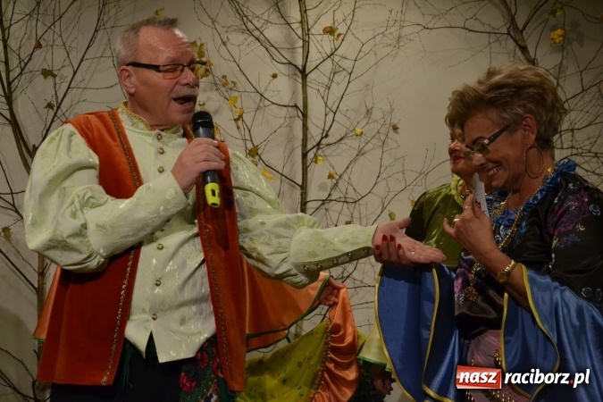 Zdjęcie w galerii na portalu naszraciborz.pl: Graj piękny Cyganie - program rozrywkowy na Zamku Piastowskim  wiadomości z regionu