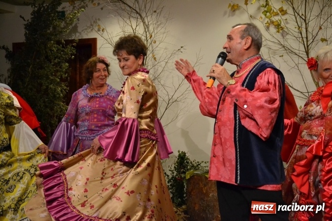 Zdjęcie w galerii na portalu naszraciborz.pl: Graj piękny Cyganie - program rozrywkowy na Zamku Piastowskim  wiadomości z regionu