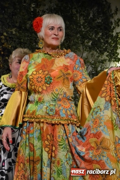 Zdjęcie w galerii na portalu naszraciborz.pl: Graj piękny Cyganie - program rozrywkowy na Zamku Piastowskim  wiadomości z regionu