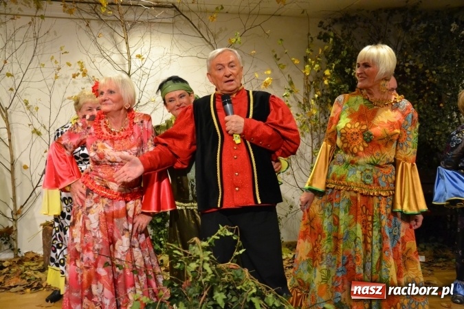 Zdjęcie w galerii na portalu naszraciborz.pl: Graj piękny Cyganie - program rozrywkowy na Zamku Piastowskim  wiadomości z regionu