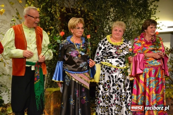 Zdjęcie w galerii na portalu naszraciborz.pl: Graj piękny Cyganie - program rozrywkowy na Zamku Piastowskim  wiadomości z regionu