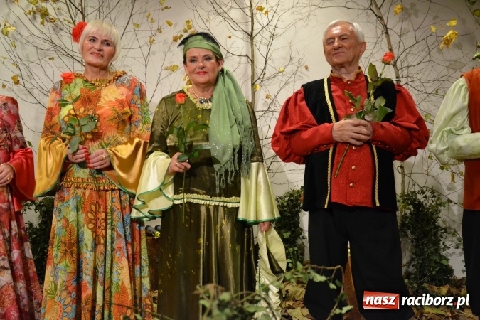 Zdjęcie w galerii na portalu naszraciborz.pl: Graj piękny Cyganie - program rozrywkowy na Zamku Piastowskim  wiadomości z regionu