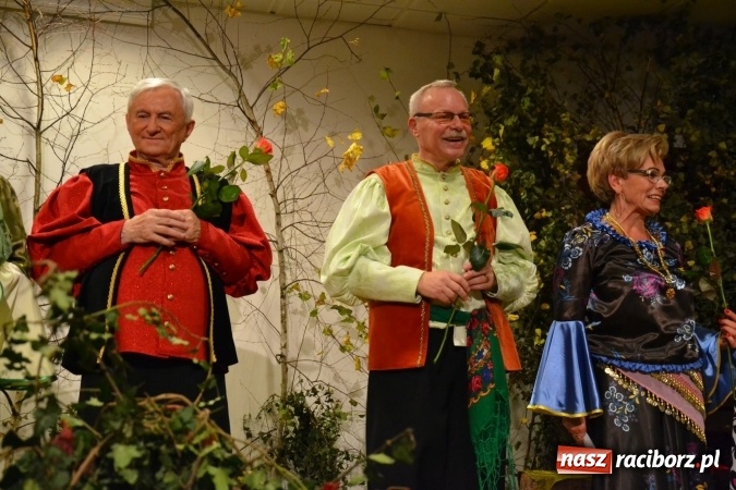 Zdjęcie w galerii na portalu naszraciborz.pl: Graj piękny Cyganie - program rozrywkowy na Zamku Piastowskim  wiadomości z regionu