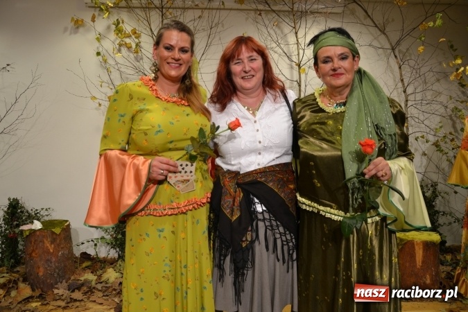 Zdjęcie w galerii na portalu naszraciborz.pl: Graj piękny Cyganie - program rozrywkowy na Zamku Piastowskim  wiadomości z regionu