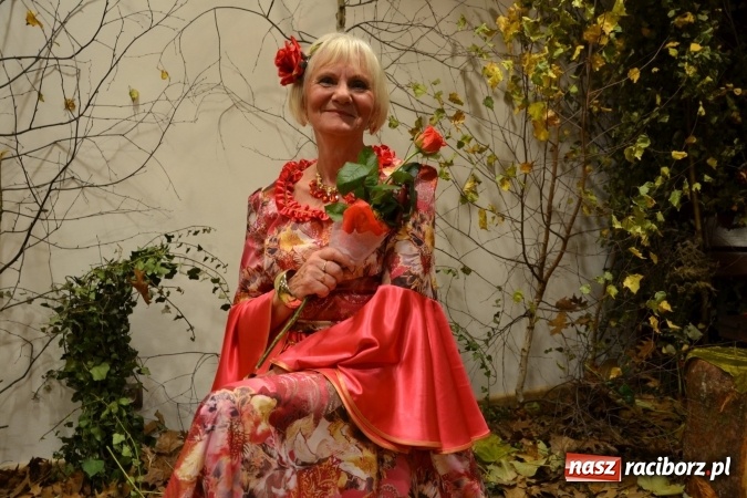 Zdjęcie w galerii na portalu naszraciborz.pl: Graj piękny Cyganie - program rozrywkowy na Zamku Piastowskim  wiadomości z regionu