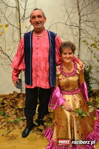 Zdjęcie w galerii na portalu naszraciborz.pl: Graj piękny Cyganie - program rozrywkowy na Zamku Piastowskim  wiadomości z regionu