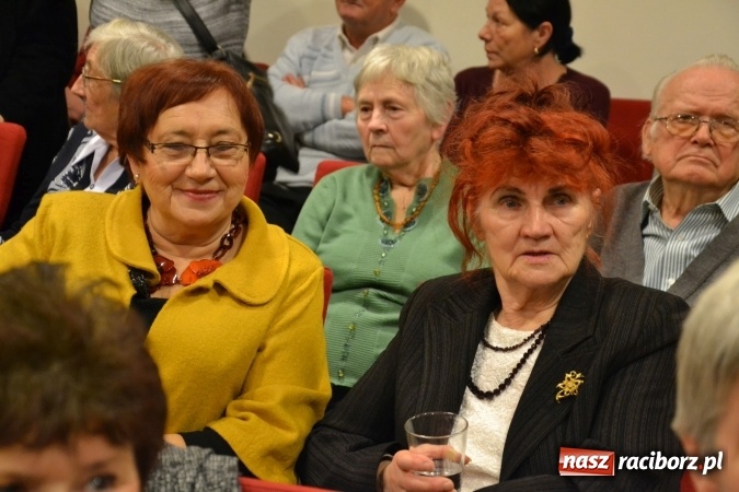 Zdjęcie w galerii na portalu naszraciborz.pl: Graj piękny Cyganie - program rozrywkowy na Zamku Piastowskim  wiadomości z regionu