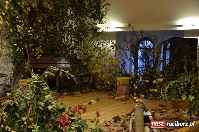 Zdjęcie w galerii na portalu naszraciborz.pl: Graj piękny Cyganie - program rozrywkowy na Zamku Piastowskim  wiadomości z regionu