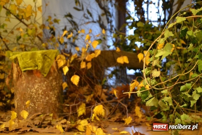 Zdjęcie w galerii na portalu naszraciborz.pl: Graj piękny Cyganie - program rozrywkowy na Zamku Piastowskim  wiadomości z regionu