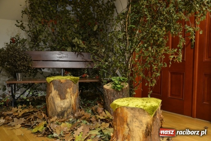 Zdjęcie w galerii na portalu naszraciborz.pl: Graj piękny Cyganie - program rozrywkowy na Zamku Piastowskim  wiadomości z regionu