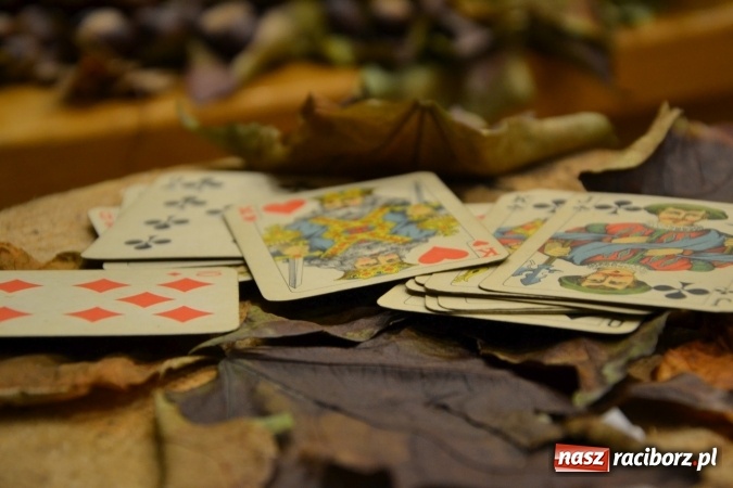 Zdjęcie w galerii na portalu naszraciborz.pl: Graj piękny Cyganie - program rozrywkowy na Zamku Piastowskim  wiadomości z regionu