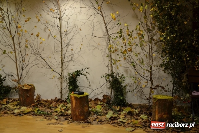 Zdjęcie w galerii na portalu naszraciborz.pl: Graj piękny Cyganie - program rozrywkowy na Zamku Piastowskim  wiadomości z regionu