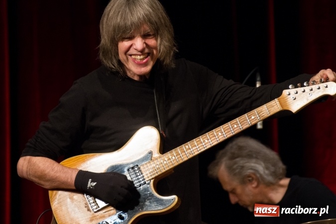 Zdjęcie w galerii na portalu naszraciborz.pl: The Mike Stern & Dave Weckl Band - jazz najwyższej próby na deskach RCK  wiadomości z regionu