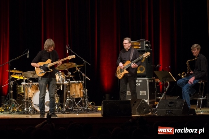 Zdjęcie w galerii na portalu naszraciborz.pl: The Mike Stern & Dave Weckl Band - jazz najwyższej próby na deskach RCK  wiadomości z regionu