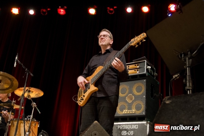 Zdjęcie w galerii na portalu naszraciborz.pl: The Mike Stern & Dave Weckl Band - jazz najwyższej próby na deskach RCK  wiadomości z regionu