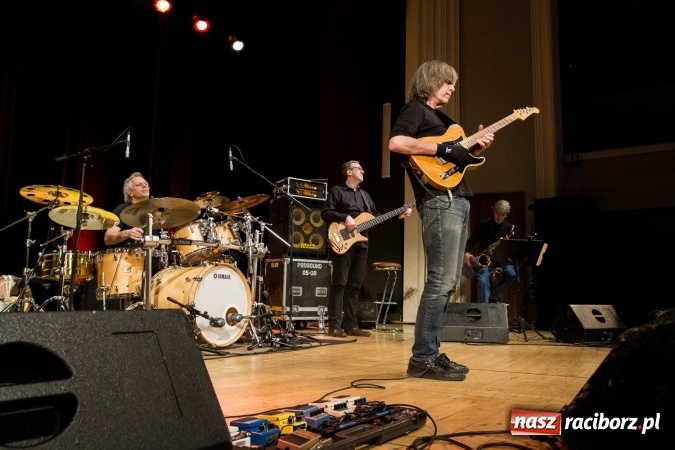Zdjęcie w galerii na portalu naszraciborz.pl: The Mike Stern & Dave Weckl Band - jazz najwyższej próby na deskach RCK  wiadomości z regionu