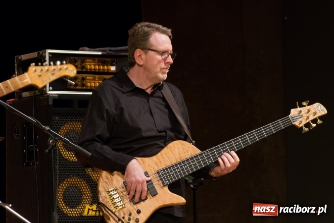 Zdjęcie w galerii na portalu naszraciborz.pl: The Mike Stern & Dave Weckl Band - jazz najwyższej próby na deskach RCK  wiadomości z regionu