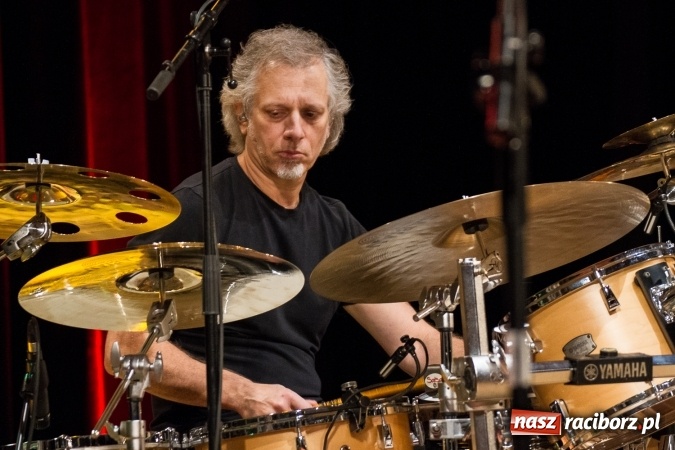 Zdjęcie w galerii na portalu naszraciborz.pl: The Mike Stern & Dave Weckl Band - jazz najwyższej próby na deskach RCK  wiadomości z regionu