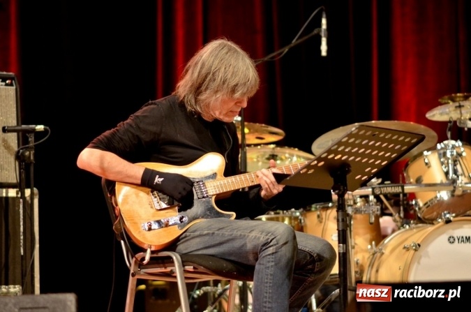 Zdjęcie w galerii na portalu naszraciborz.pl: The Mike Stern & Dave Weckl Band - jazz najwyższej próby na deskach RCK  wiadomości z regionu