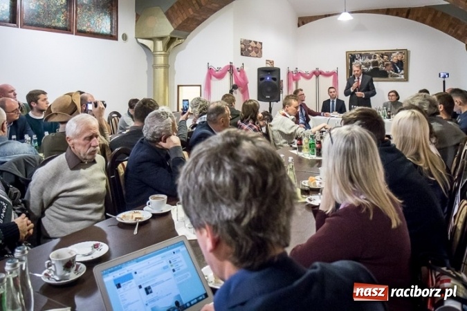 Zdjęcie w galerii na portalu naszraciborz.pl: Smog bez granic - debata o czystym powietrzu wiadomości z regionu