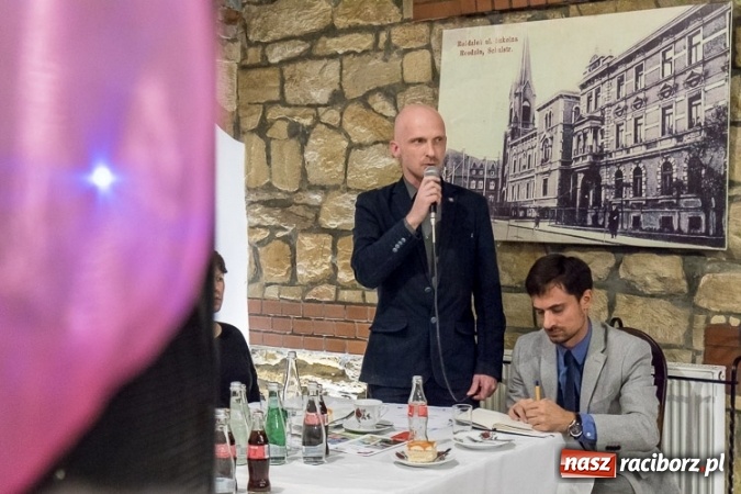 Zdjęcie w galerii na portalu naszraciborz.pl: Smog bez granic - debata o czystym powietrzu wiadomości z regionu