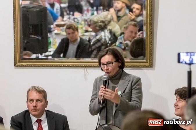 Zdjęcie w galerii na portalu naszraciborz.pl: Smog bez granic - debata o czystym powietrzu wiadomości z regionu