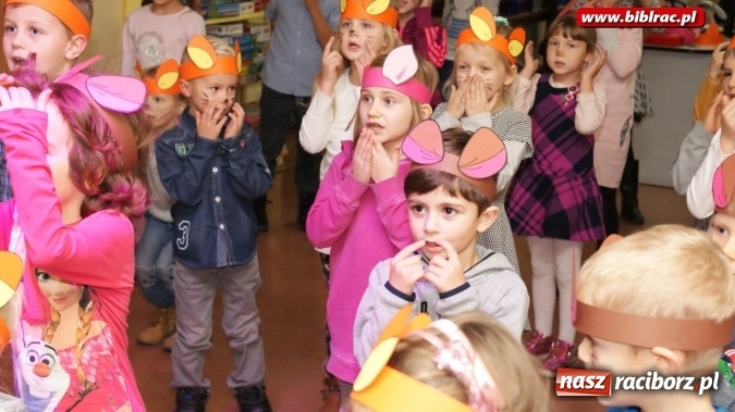 Zdjęcie w galerii na portalu naszraciborz.pl: Urodziny Kubusia Puchatka w bibliotece  wiadomości z regionu