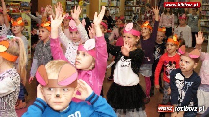 Zdjęcie w galerii na portalu naszraciborz.pl: Urodziny Kubusia Puchatka w bibliotece  wiadomości z regionu