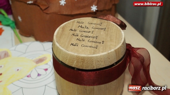 Zdjęcie w galerii na portalu naszraciborz.pl: Urodziny Kubusia Puchatka w bibliotece  wiadomości z regionu